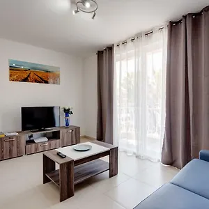 https://centric-and-modern-apartment-close-to-amenities.hotelssaintjulians.com