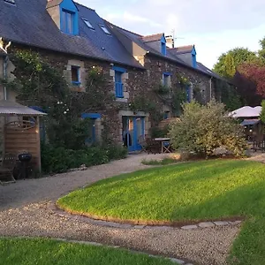 https://domaine-de-la-tarais.inbrittany.com